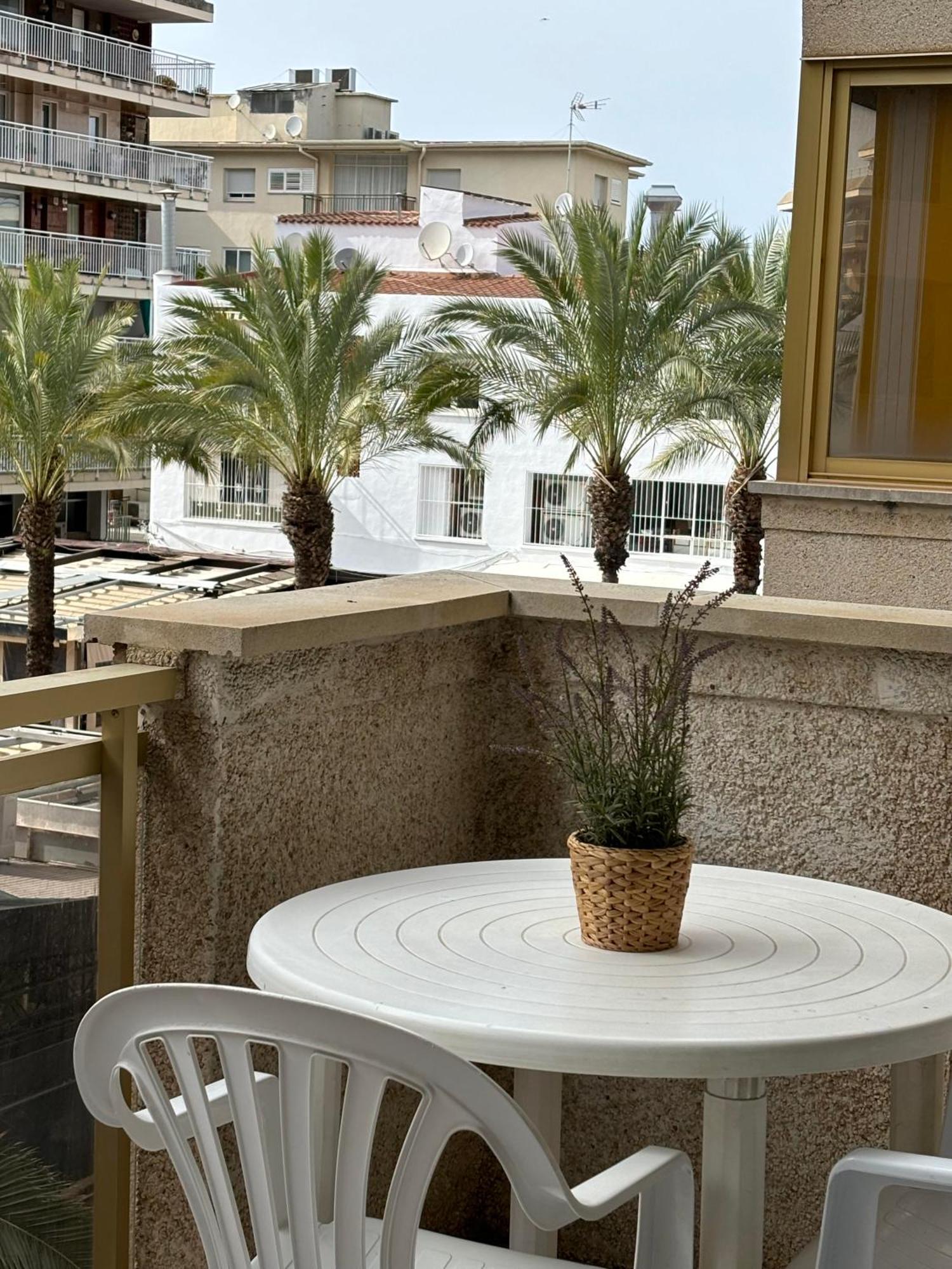 Apartamentos Amatista Salou Luaran gambar